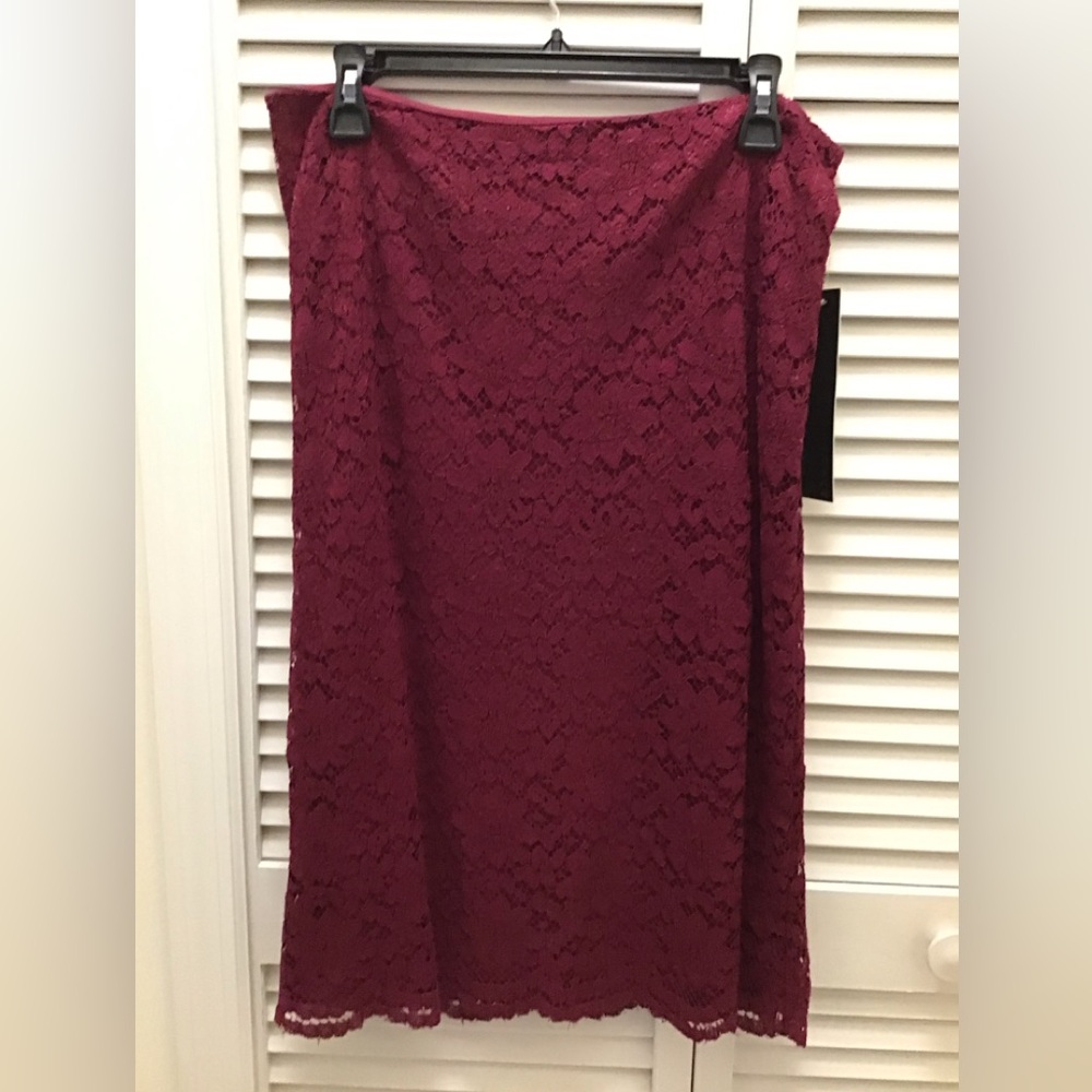 Elegant Lace Burgundy Skirt
